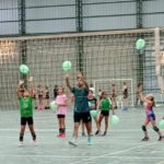 Con nuevos entrenadores, dieron inicio el voley en El Expreso
