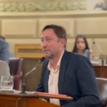 El senador Esteban Motta propone que funcionarios públicos no reciban remuneración extra como Convencionales Constituyentes