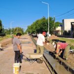 Avanzan las obras de cordón-cuneta y estabilizado en distintos puntos de la ciudad