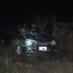 Colisión entre autos en el bajo de Las Taperitas