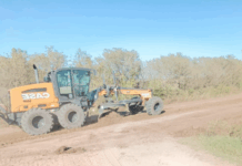Intenso trabajo de mantenimiento en los caminos rurales de Los Cardos